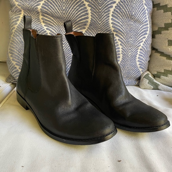 Frye Chelsea boots - Picture 8 of 8